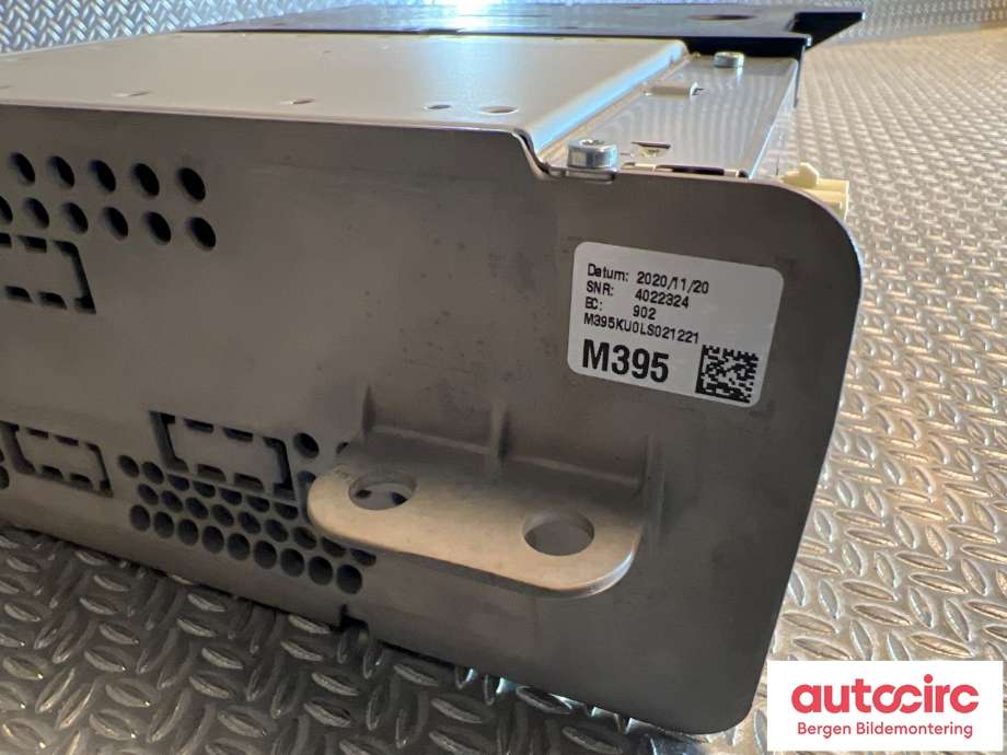 Bilstereo til Mercedes EQC 2019-->>  (MERCEDES|A 253 900 06 09|A 253 900 30 08|A 253 900 06 09 80)
