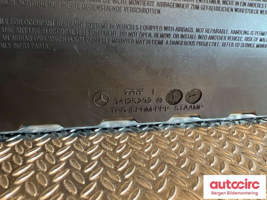 Airbag kne til Mercedes EQC 2019-->> (MERCEDES|A 253 860 03 02|)