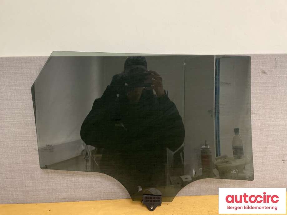 Siderute venstre bak til Kia e-Soul 2019-->> (Type III)  (KIA|83410-K0520|83530K0000)