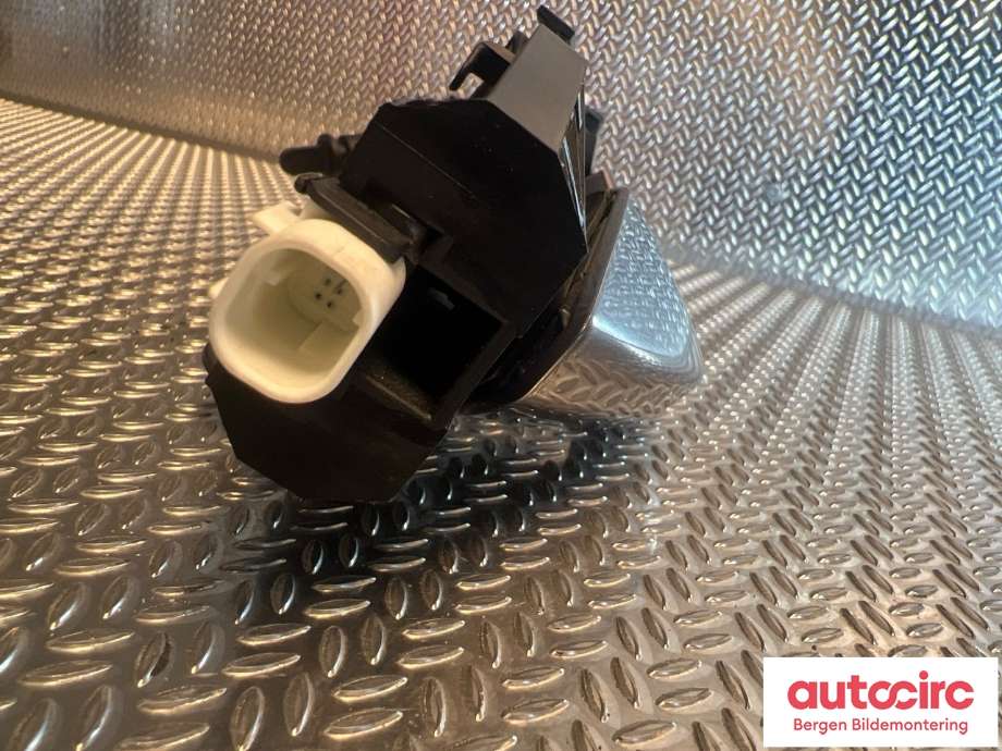 Dørhåndtak utv venstre til Audi Q4 e-tron 2021-->>  (AUDI|8Y0 959 121|8Y0 837 879 A|8Y0 837 239 A)