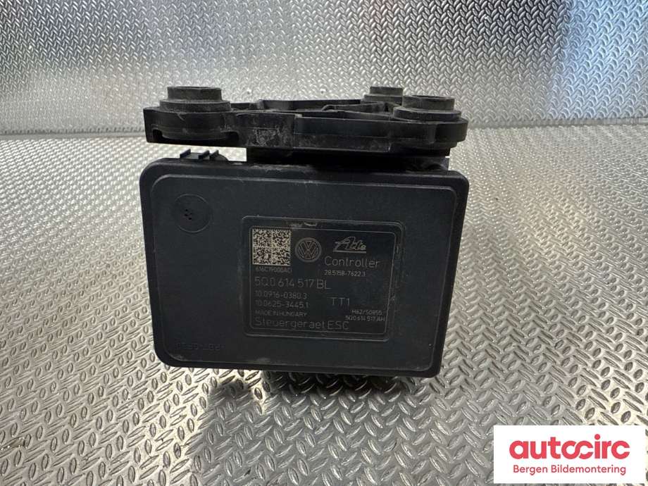 ABS sentral til VW Passat 2015-2019 (Fase 1) (B8) (B8) (VOLKSWAGEN|5Q0 614 517 BL|)