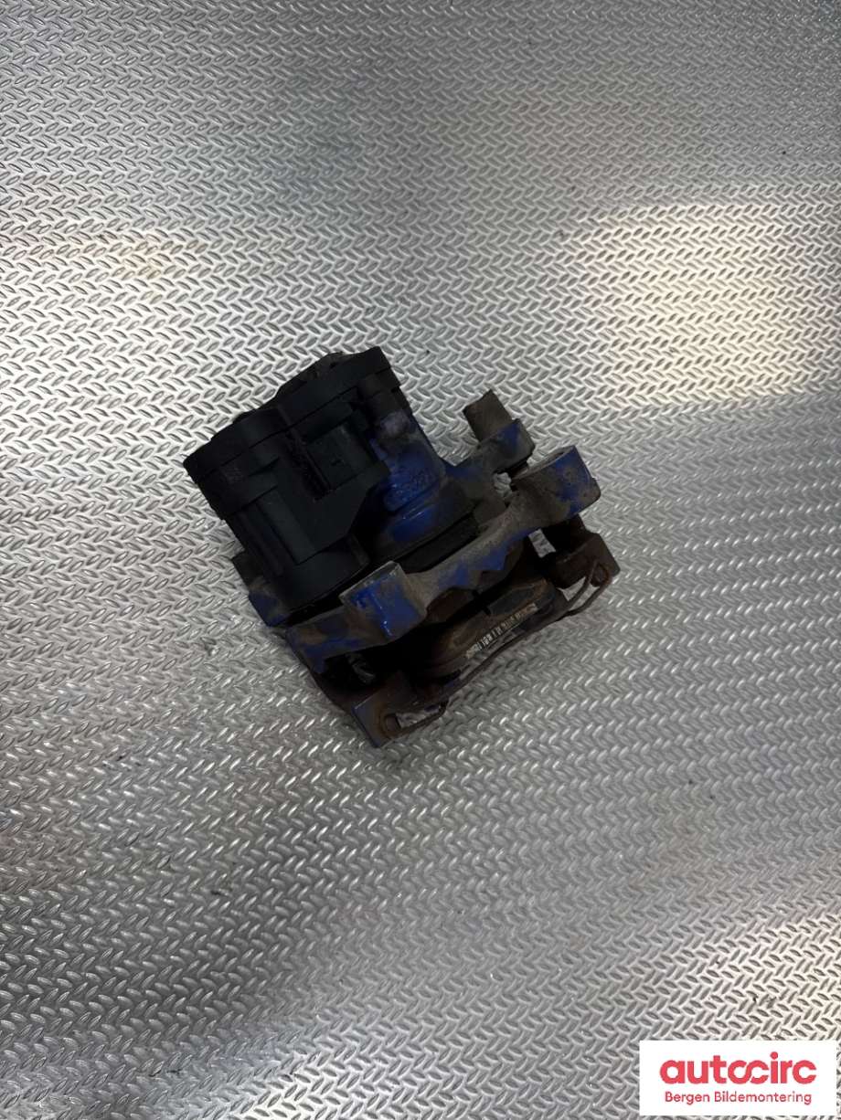 Bremsecaliper venstre bak til VW Passat 2015-2019 (Fase 1) (B8) (B8) (VOLKSWAGEN|3Q0 615 423 B|)