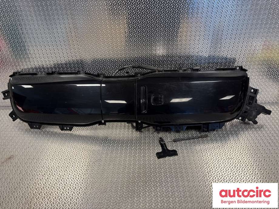 Grill til Kia Soul 2014-2019 (Type II) (KIA|86350E 41009HA|)