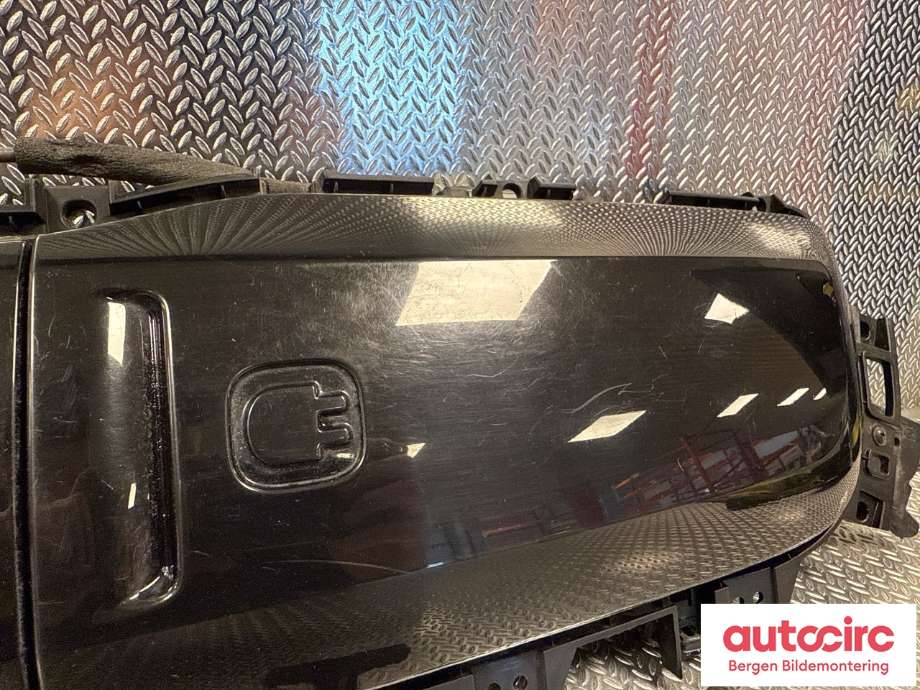 Grill til Kia Soul 2014-2019 (Type II) (KIA|86350E 41009HA|)