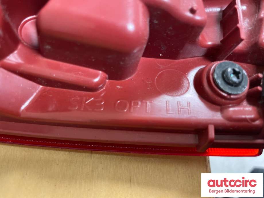 Baklykt venstre indre til Kia e-Soul 2019-->> (Type III)  (KIA|92403-K0100|)