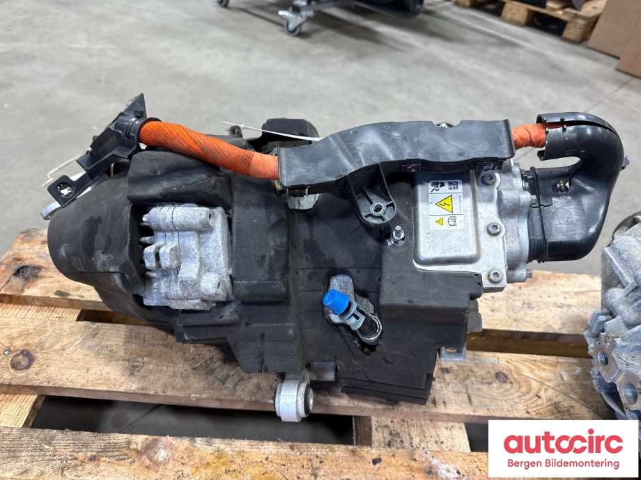Motor elbil bak til Ford Mustang Mach-e 2020-->>  (FORD (US)|2510312|)