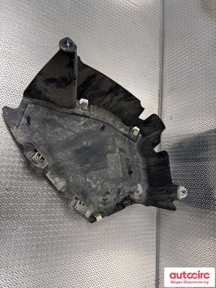 Motorplate under motor til BMW i4 2021-->> (G26) (G26) (BMW|51 75 8 738 062|)