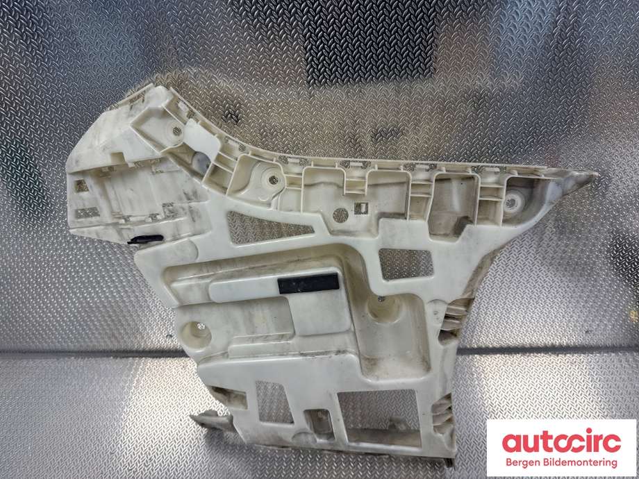 Diverse deler til BMW i4 2021-->> (G26) (G26) (BMW|51 12 8 078 586|)