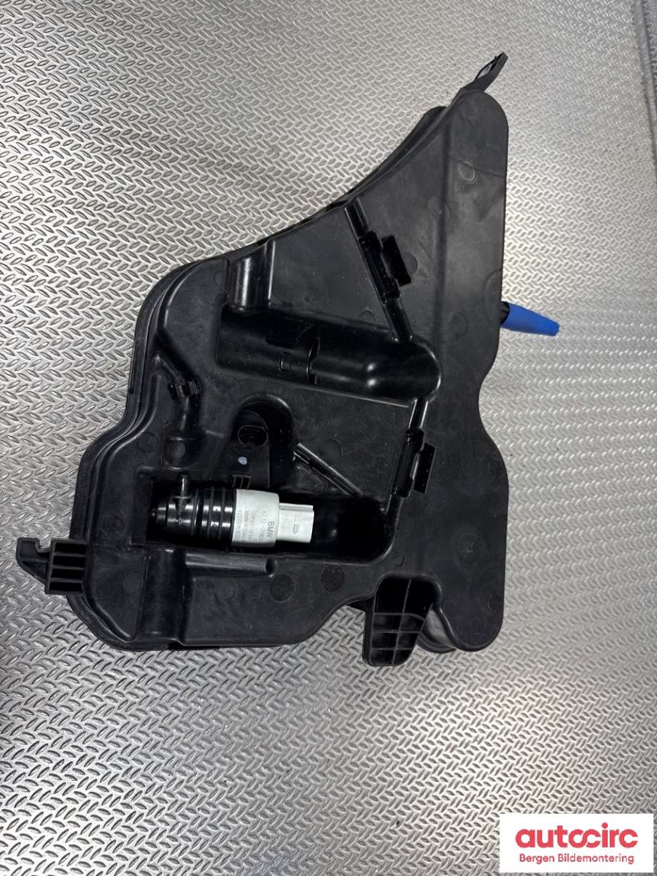 Diverse deler til BMW i4 2021-->> (G26) (G26) (BMW|61 66 9 478 352|)
