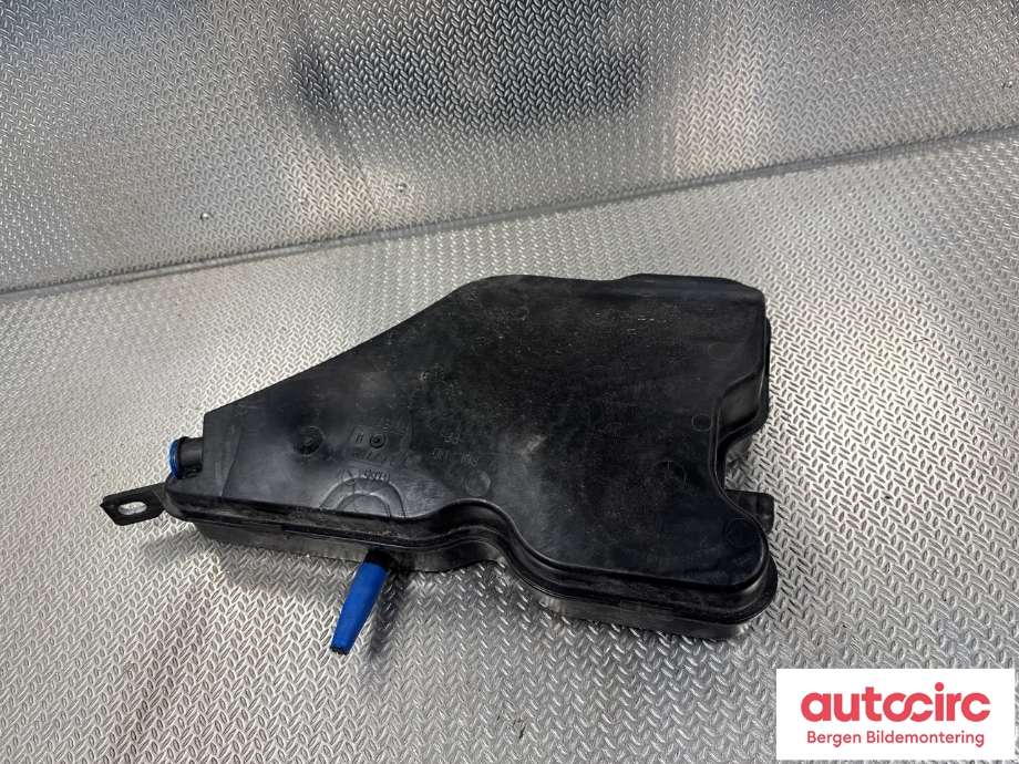 Diverse deler til BMW i4 2021-->> (G26) (G26) (BMW|61 66 9 478 352|)