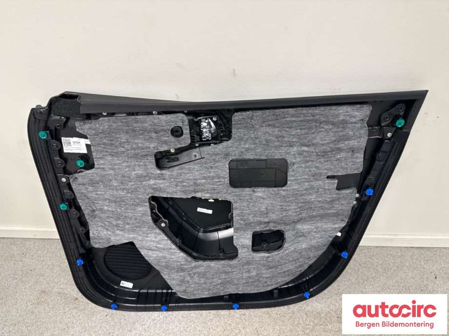 Dørtrekk venstre til Kia e-Soul 2019-->> (Type III)  (KIA|82305-J2100-D41|82301J2101D41)