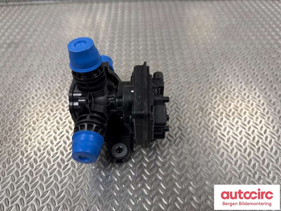 Diverse deler til BMW i4 2021-->> (G26) (G26) (BMW|64 11 9 462 114|)