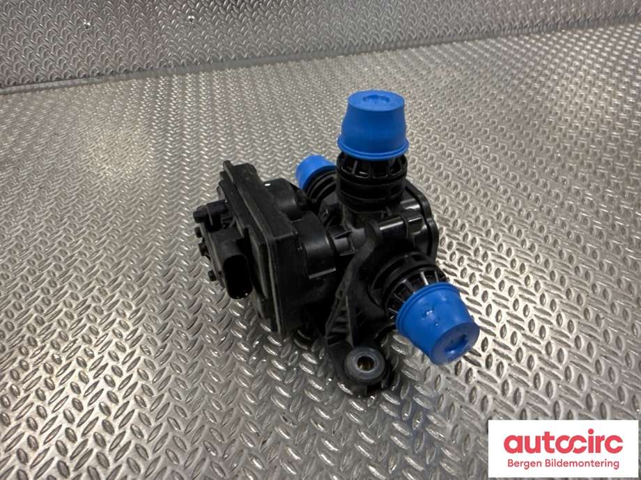 Diverse deler til BMW i4 2021-->> (G26) (G26) (BMW|64 11 9 462 114|)
