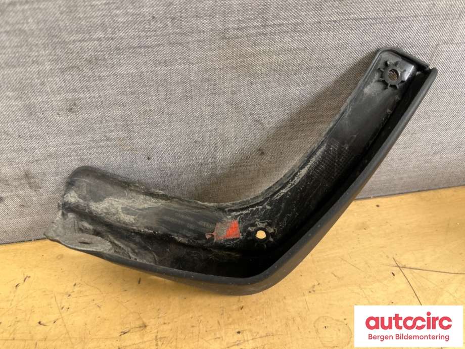 Skvettlapp til Kia e-Soul 2019-->> (Type III)  (KIA|86842-J2000)