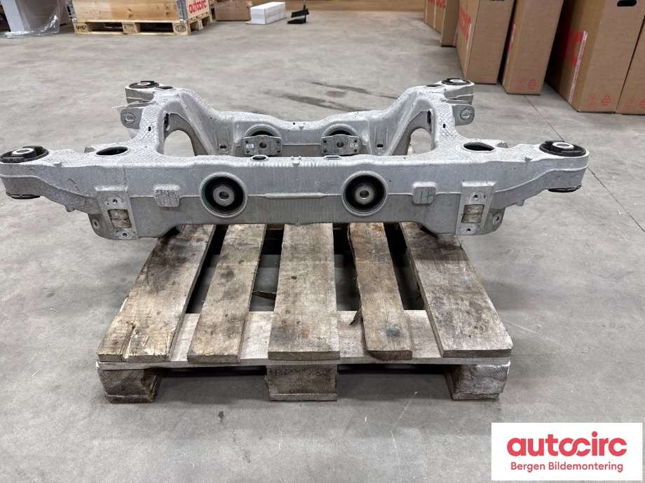 Travers bak til Ford Mustang Mach-e 2020-->> (FORD (US)|2479162|)