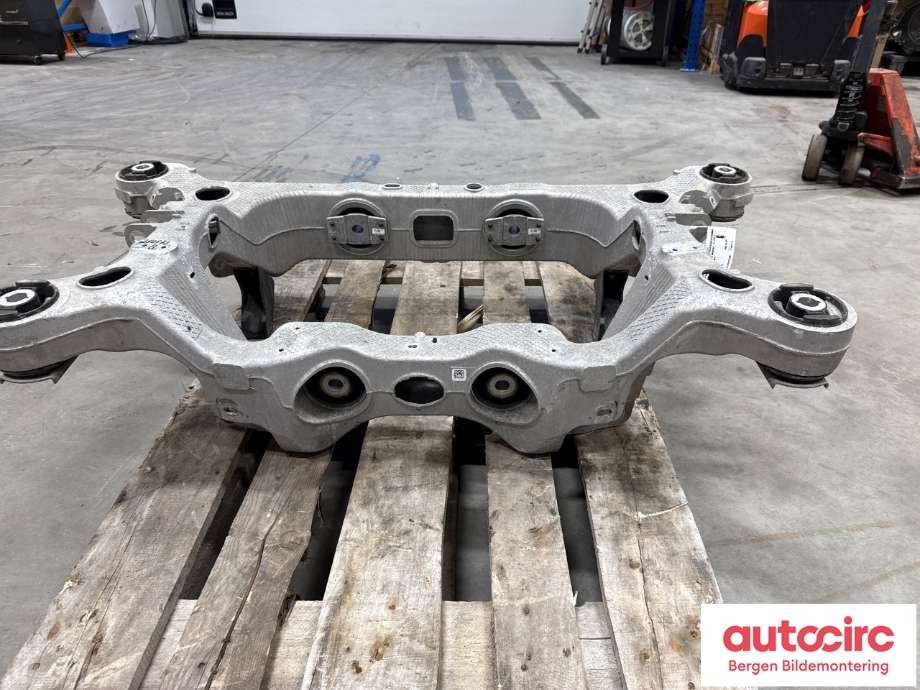 Travers bak til Ford Mustang Mach-e 2020-->> (FORD (US)|2479162|)