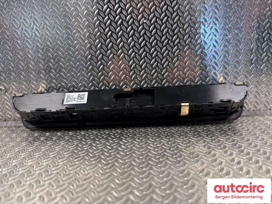 Diverse deler til BMW i4 2021-->> (G26) (G26) (BMW|61 31 5 A63 F19|)
