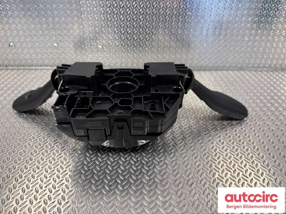 Bryter diverse til BMW i4 2021-->> (G26) (G26) (BMW|61 31 5 A32 036|)
