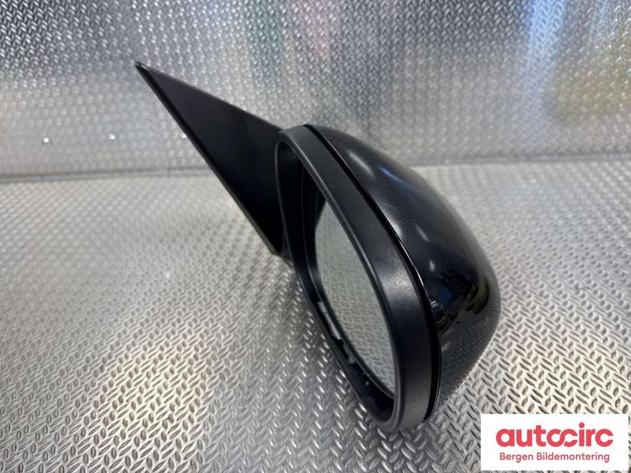 Diverse deler til BMW 1-Serie 2004-2011 (E81/E82/E87/E88) (E81/E82/E87/E88) (BMW|51 16 7 268 124|)
