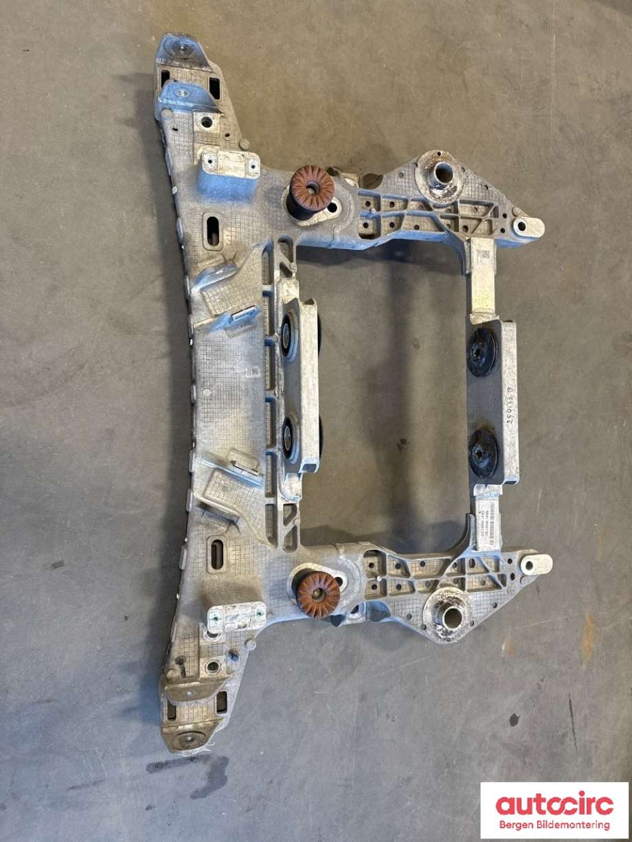 Travers bak til Ford Transit Connect, 2018-->> Type II, Fase 2  (FORD|NK48-14G648-AB)