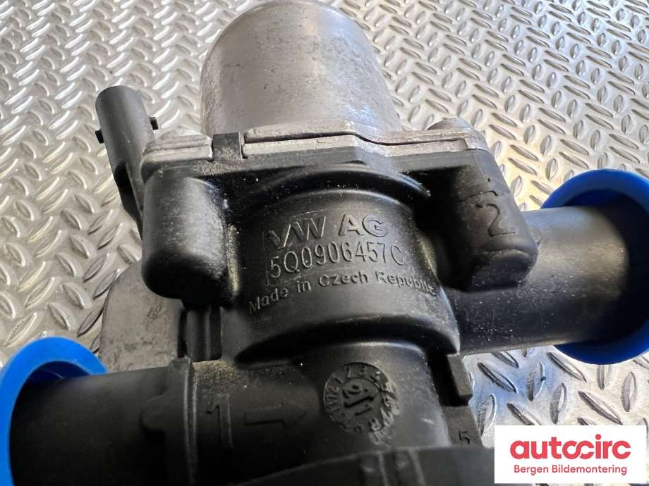 Diverse deler til Audi Q4 e-tron 2021-->>  (AUDI|5Q0 906 457 C|)