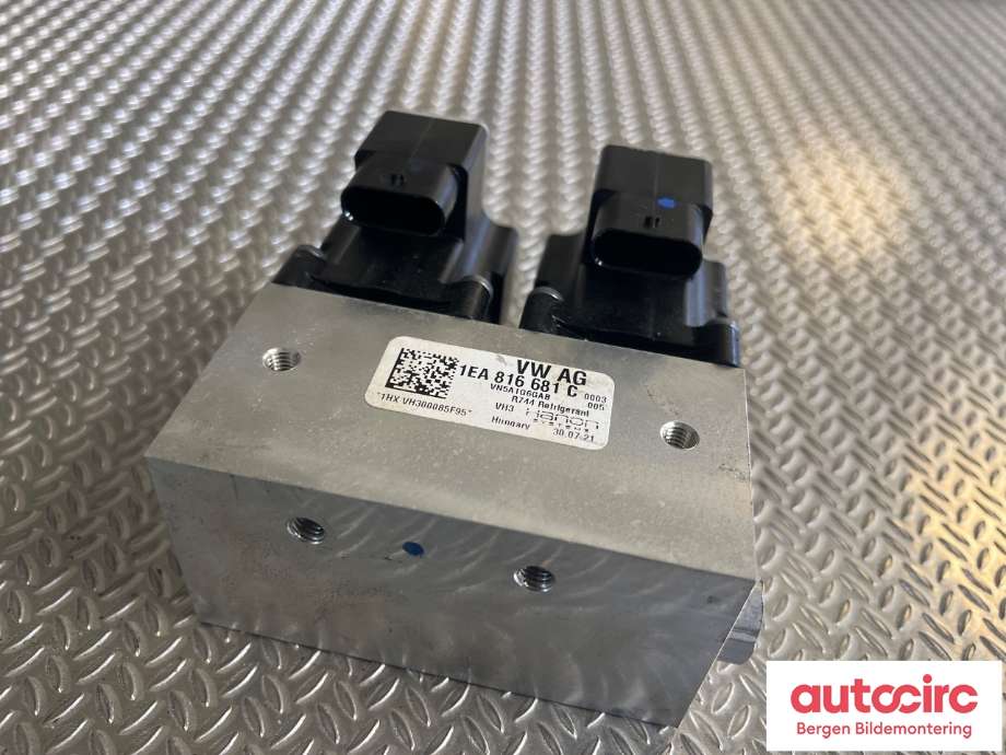 Diverse deler til Audi Q4 e-tron 2021-->>  (AUDI|1EA 816 681 E|)