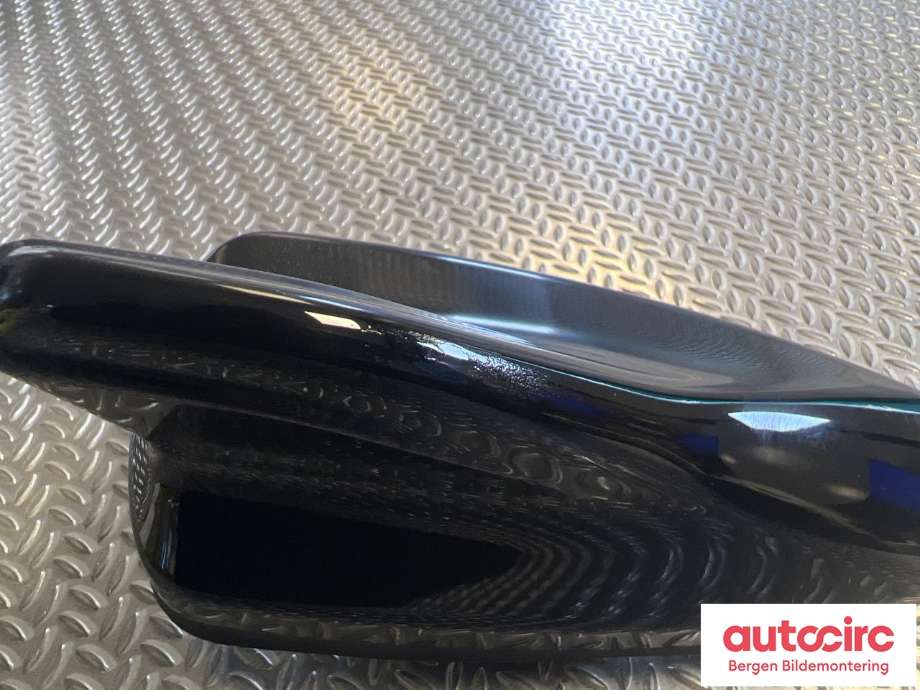 Antenne forsterker til Audi Q4 e-tron 2021-->>  (AUDI|5WA 035 507 A|)