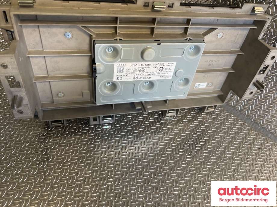 Multimedia display (MCU - Media Controller Unit) til Audi Q4 e-tron 2021-->>  (AUDI|89A 919 604 B|89A 919 604|)