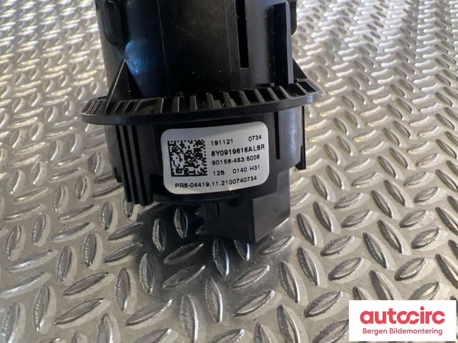 Bilstereo diverse til Audi Q4 e-tron 2021-->>  (AUDI|8Y0 919 616 D|8Y0 919 616 A|)