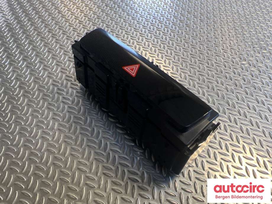 Bryter nødblink til Audi Q4 e-tron 2021-->>  (AUDI|85E 925 301 P|85E 925 301 D|)