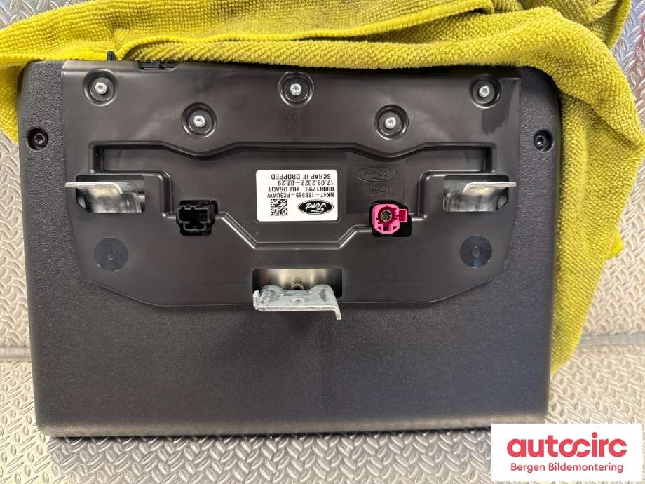 Bilstereo navigasjon til Ford Transit Connect 2018-->> Type II, Fase 2 (FORD|NK4T-18B955-FD3UAW|2708820|)
