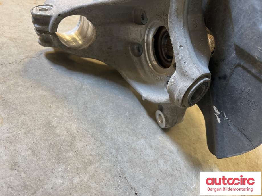Hjulspindel venstre foran til Audi Q4 e-tron 2021-->>  (AUDI|1EA 407 253 J|3QF 407 621 K|3QF 407 621 N)
