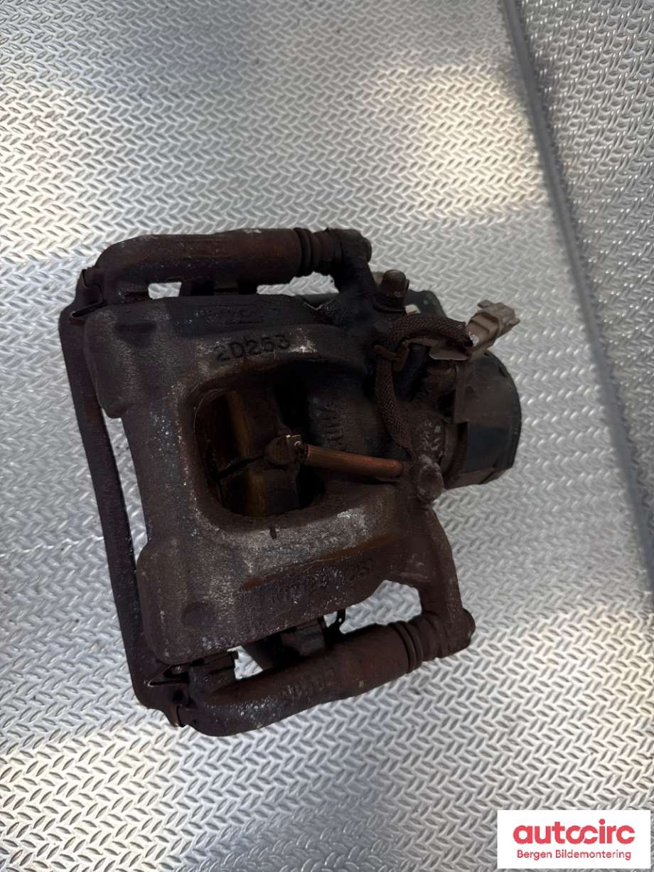 Bremsecaliper venstre bak til Ford Transit Connect 2018-->> Type II, Fase 2  (FORD|KTNK41-2D253-AE|2664994|)
