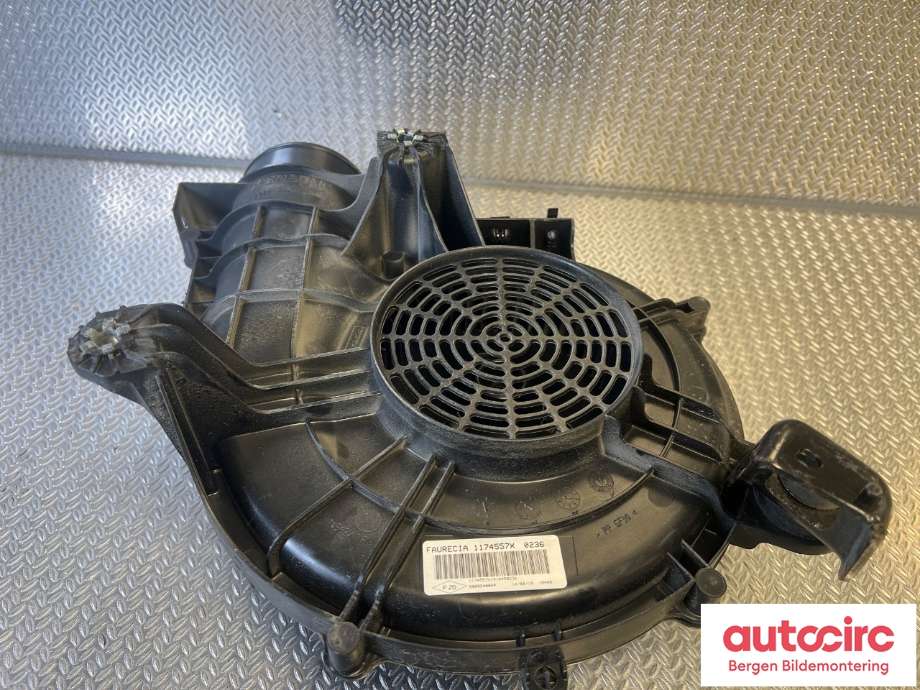 Kjølevifte til Renault Kangoo 2008-2021 (Type II)  (RENAULT|290924794R|290924004R|)