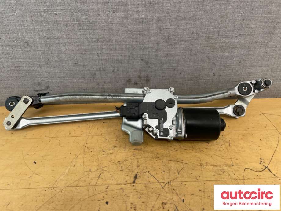 Viskermotor frontrute til BMW 1-Serie 2004-2011 (E81/E82/E87/E88) (E81/E82/E87/E88) (BMW|61 61 7 192 963|7.193.036-01)