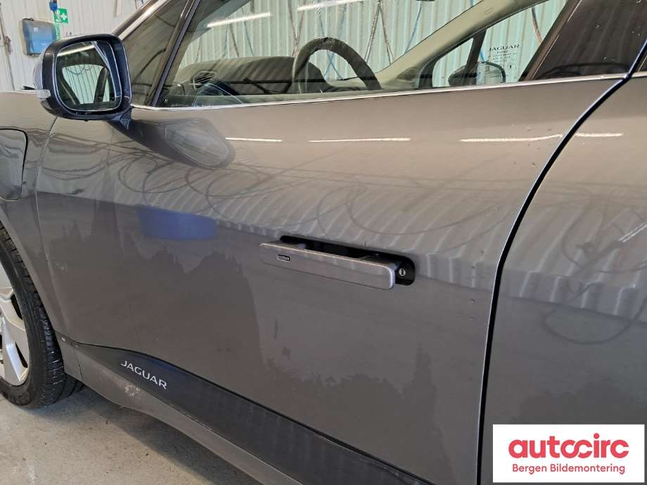 Dør venstre foran til Jaguar I-PACE 2018-->>  (JAGUAR|T4K1542|SAJ9D320125AA|)