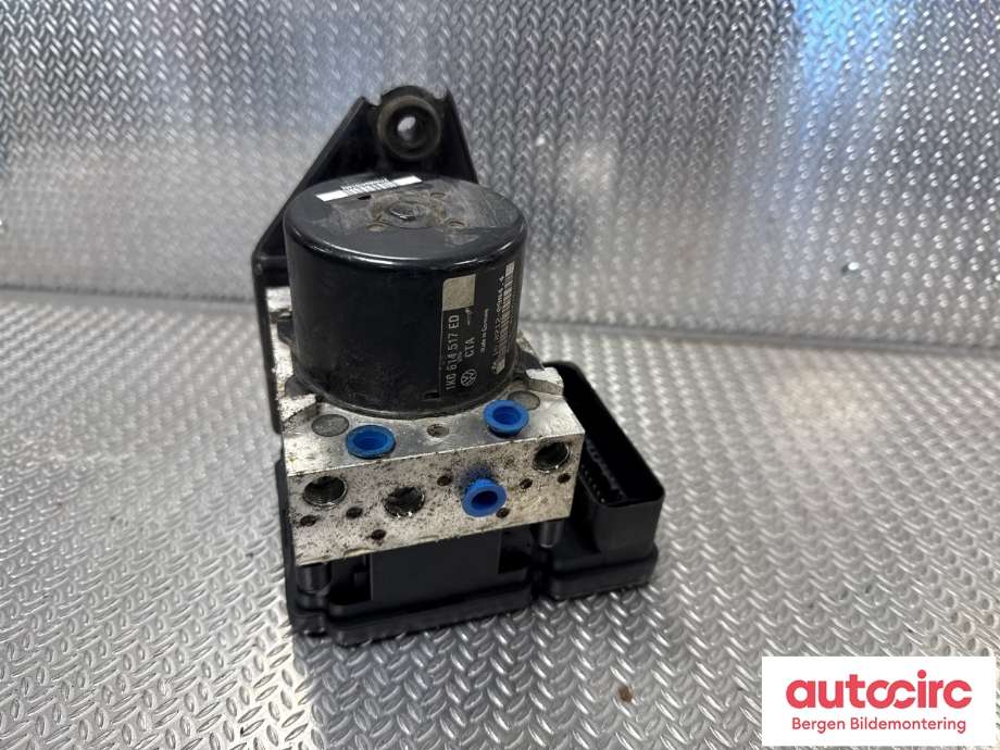 ABS sentral til VW Caddy 2010-2015 (Type III, Fase 2)  (VOLKSWAGEN|1K0 614 517 ED|)