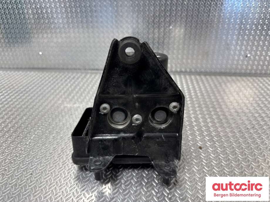 ABS sentral til VW Caddy 2010-2015 (Type III, Fase 2)  (VOLKSWAGEN|1K0 614 517 ED|)
