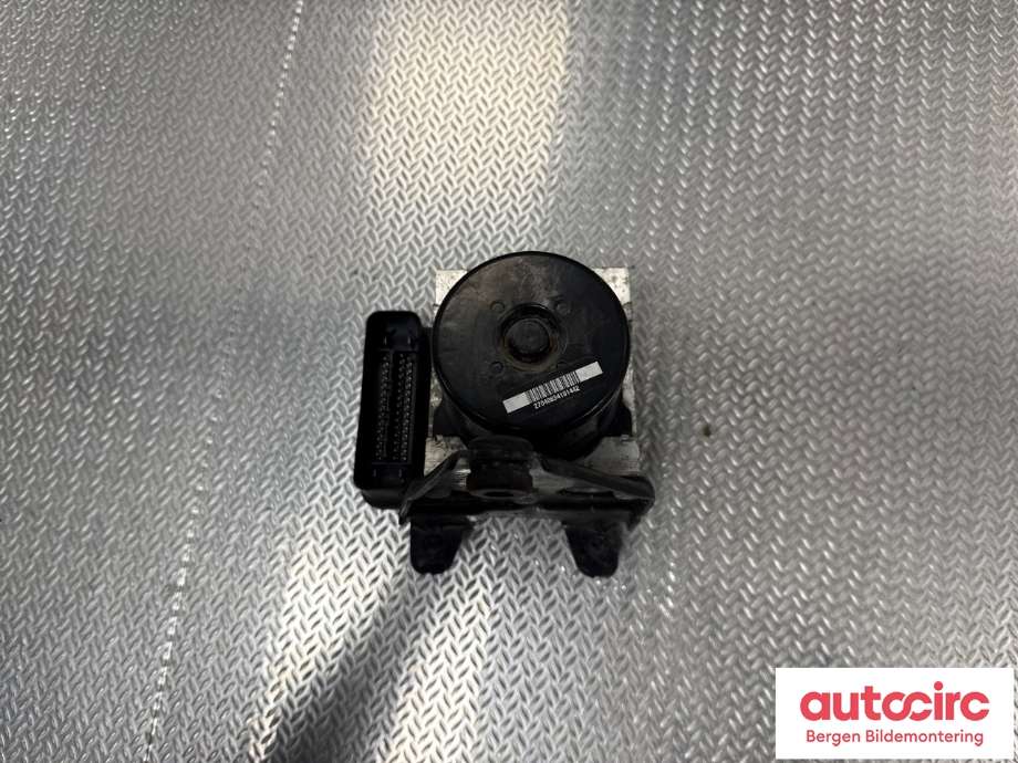 ABS sentral til VW Caddy 2010-2015 (Type III, Fase 2)  (VOLKSWAGEN|1K0 614 517 ED|)