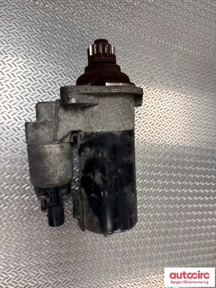 Starter diesel til VW Caddy 2010-2015 (Type III, Fase 2)  (VOLKSWAGEN|02Z 911 024 H|)