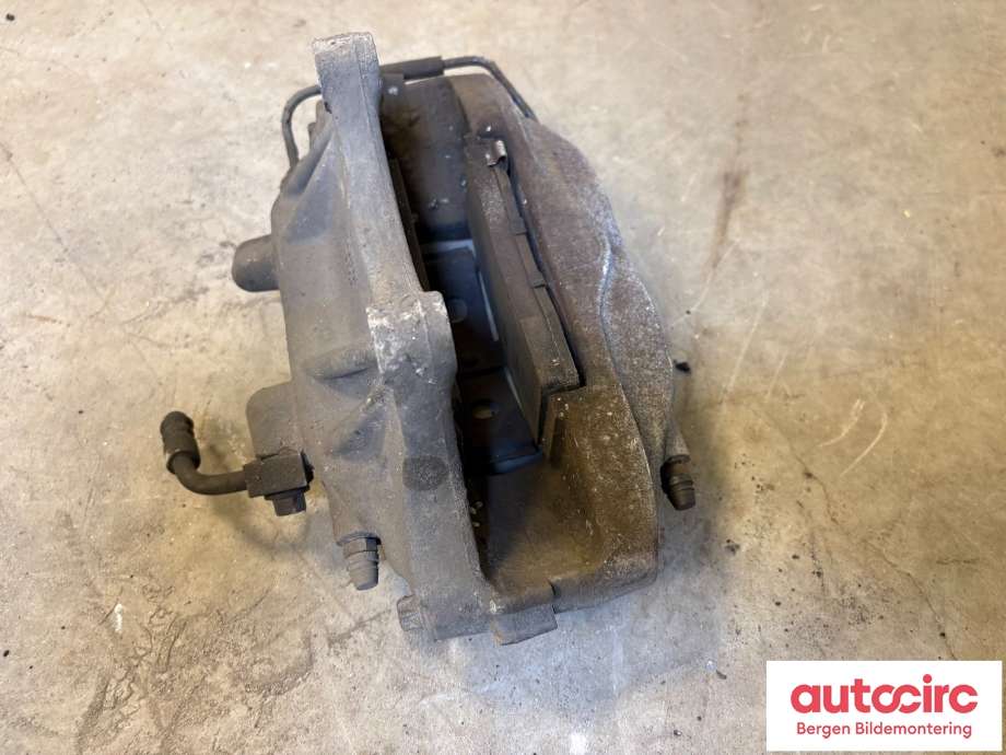 Bremsecaliper høyre foran til Tesla Model S 2013-2016 (Fase 1)  (TESLA|1003161-00-D|)