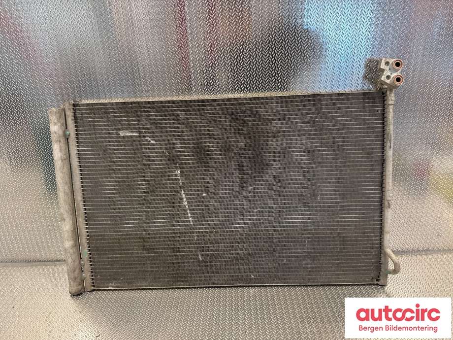 Radiator (automat gir) til Tesla Model X 2016-->> (TESLA|1048498-00-C|)