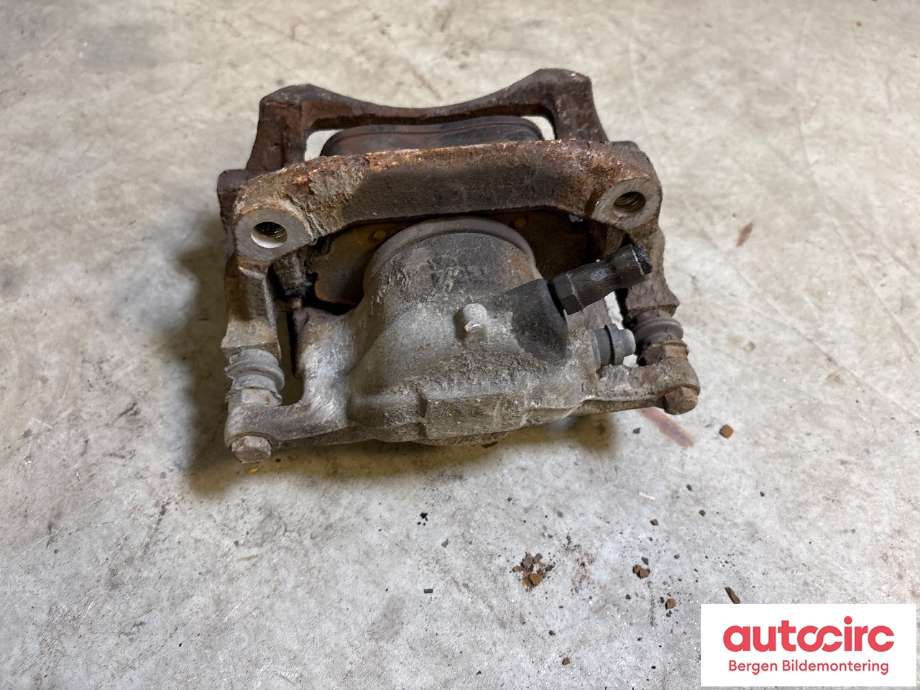 Bremsecaliper venstre foran til Mercedes B-Klasse 2011-2018 (W246) (W246) (MERCEDES|A 000 421 67 81|A 000 421 37 81|)