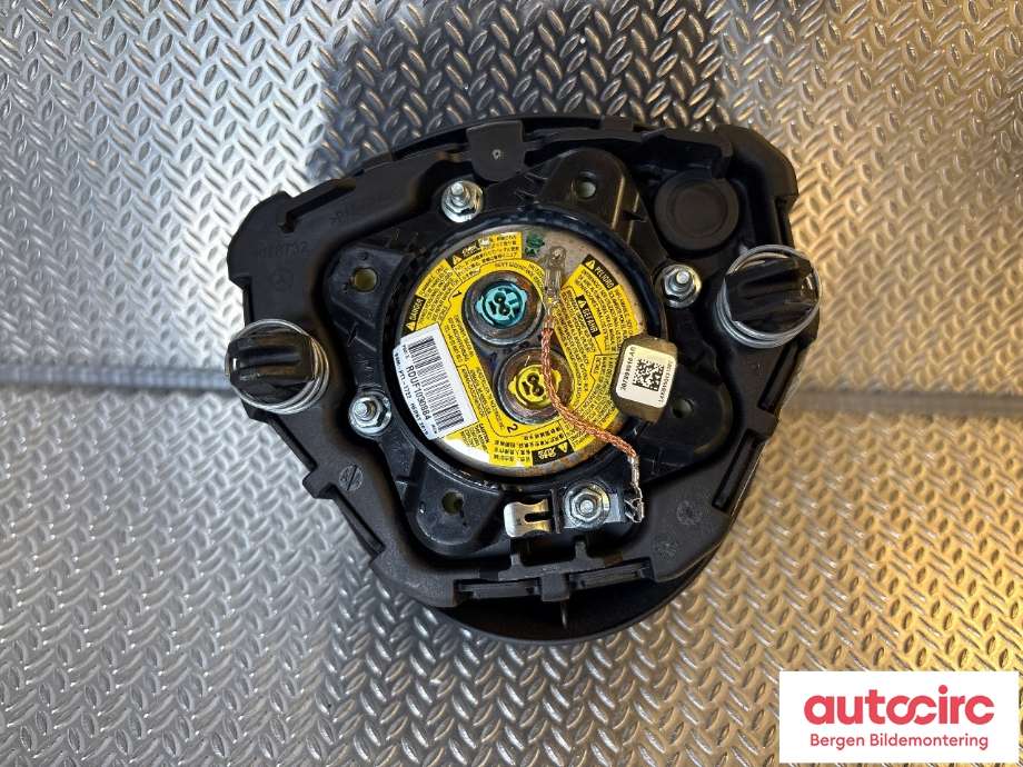 Airbag rattpute til Mercedes B-Klasse 2011-2018 (W246) (W246) (MERCEDES|A 000 860 02 01|A 000 860 07 00|)