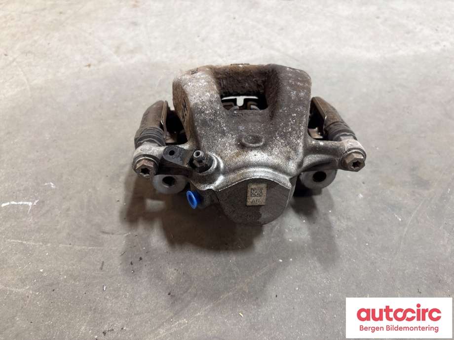 Bremsecaliper høyre foran til BMW i3 2013-2022  (BMW|34 11 6 860 270|)