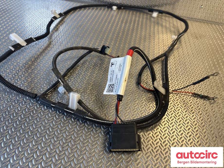 Ledningsnett til Tesla Model Y 2021-2024 (Type I)  (TESLA|1489045-04-D|)