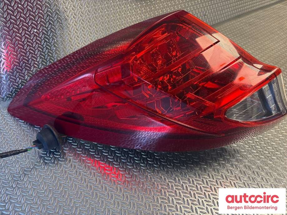 Baklykt venstre til Honda Civic 2012-2015 (Type IX, Fase 1)  (HONDA|33560-TB9-G01|)