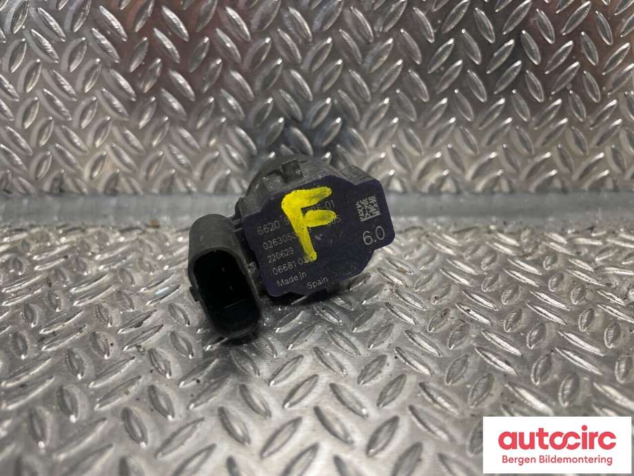 Parkeringssensor foran til BMW i4 2021-->> (G26) (G26) (BMW|66 20 9 826 785|)