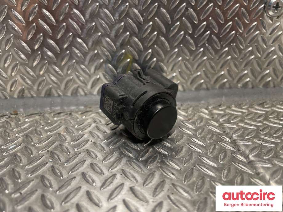 Parkeringssensor foran til BMW i4 2021-->> (G26) (G26) (BMW|66 20 9 826 785|)