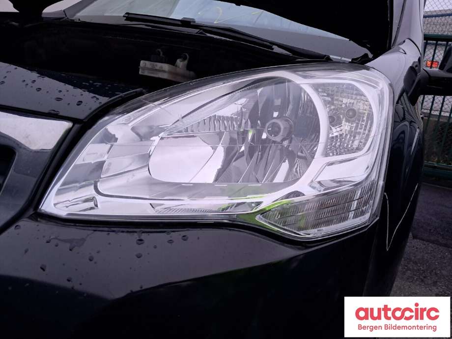 Frontlykt venstre halogen til Peugeot Partner 2015-2019 (Type II, Fase 2)  (PEUGEOT|6208 K6|)